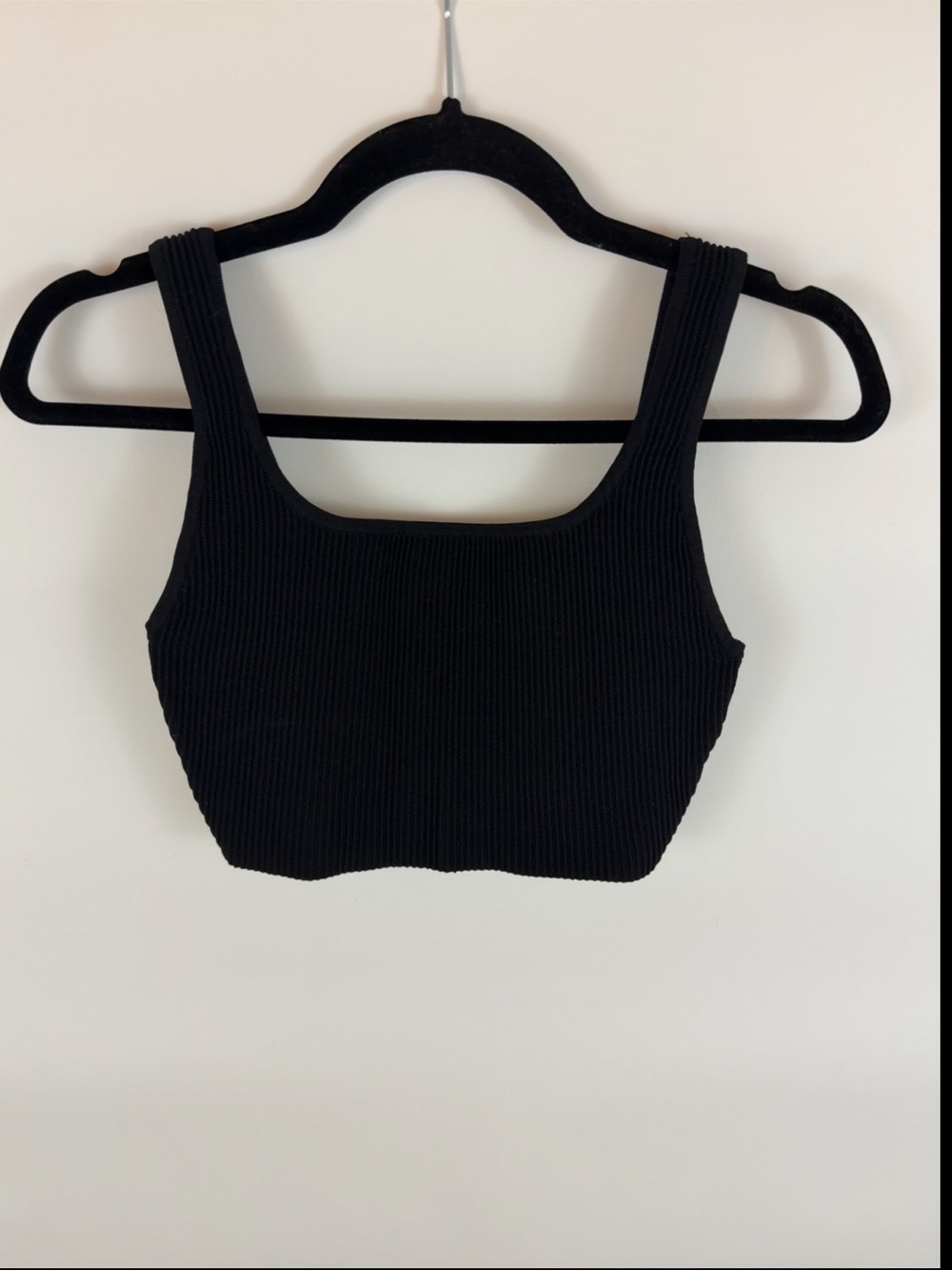 Babaton Black Ribbed Scoop Neck Tank Top Size S - Picture 4 of 5